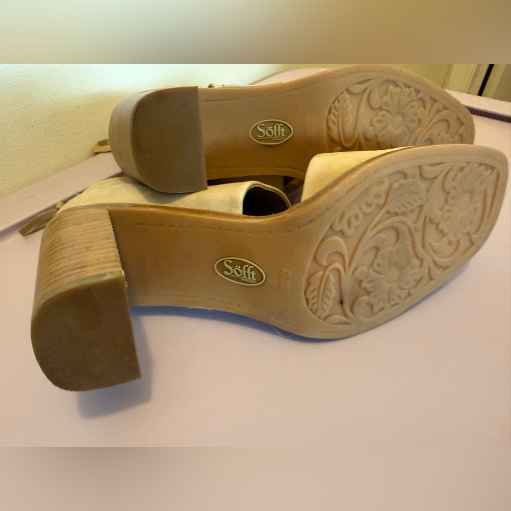 Söfft Shoes stacked heel open-toe - Picture 5 of 6